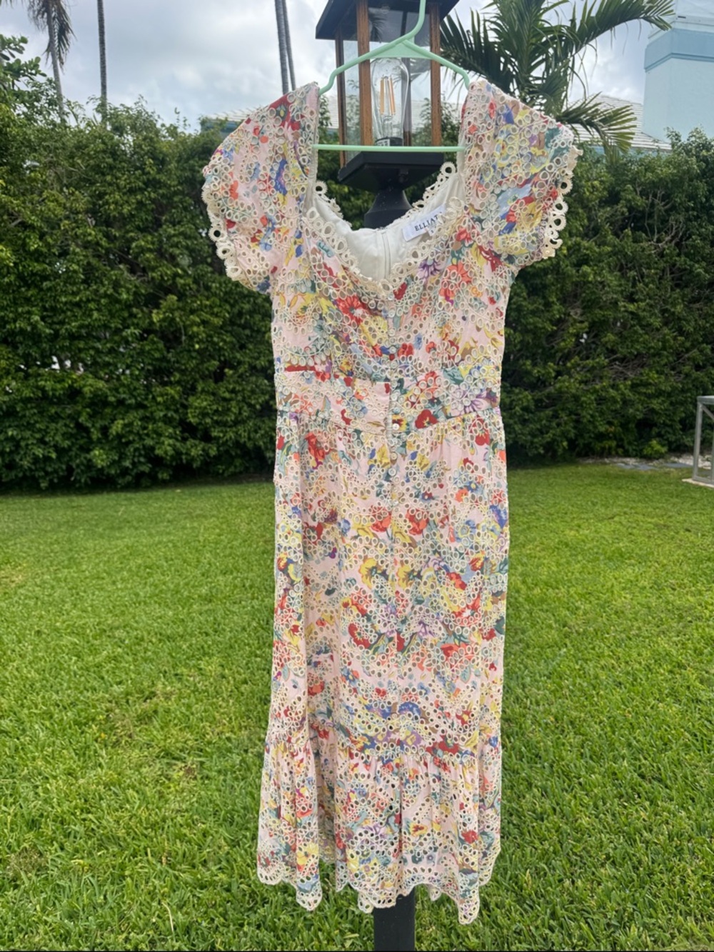 ELLIATT Cream Multi Color Floral Eyelet Maxi Dress Small